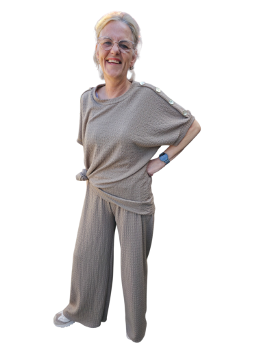 Huispak met knoopjes taupe