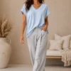Top met Strassteentjes Licht Blauw Top met Strassteentjes Licht Blauw