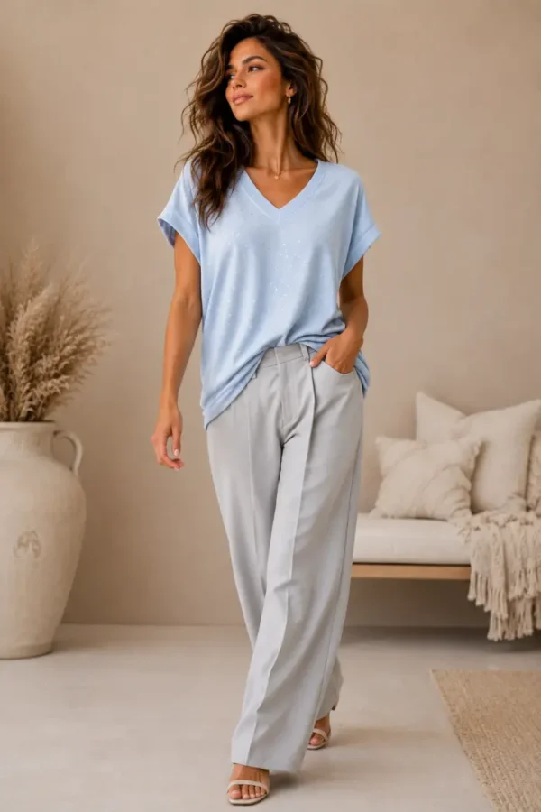 Top met Strassteentjes Licht Blauw Top met Strassteentjes Licht Blauw