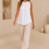 Elegante Witte Viscose Top met Geplooide Hals â One-Size Elegante Witte Viscose Top met Geplooide Hals â One-Size