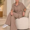 Taupe 2-Delig Damespak One-Size zitten Taupe 2-Delig Damespak One-Size zitten