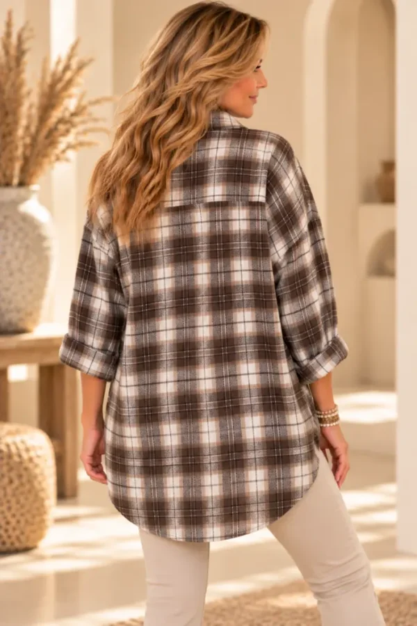 Bruine dames blouse met studs | Valentina Damesmode | Achter Bruine dames blouse met studs | Valentina Damesmode | Achter