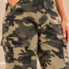 Groene Dames Cargo Broek met Camouflage | Valentina Groene Dames Cargo Broek met Camouflage | Valentina